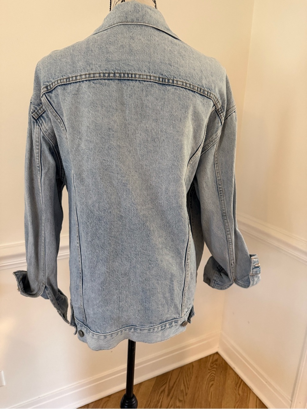 Levi’s denim trucker jacket sz medium - Picture 4 of 6